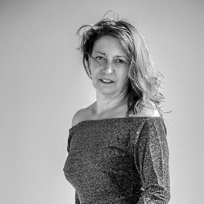 Séance n° 6 - Mai 2020 Portraits en extérieur et nus - Plage de Beauduc