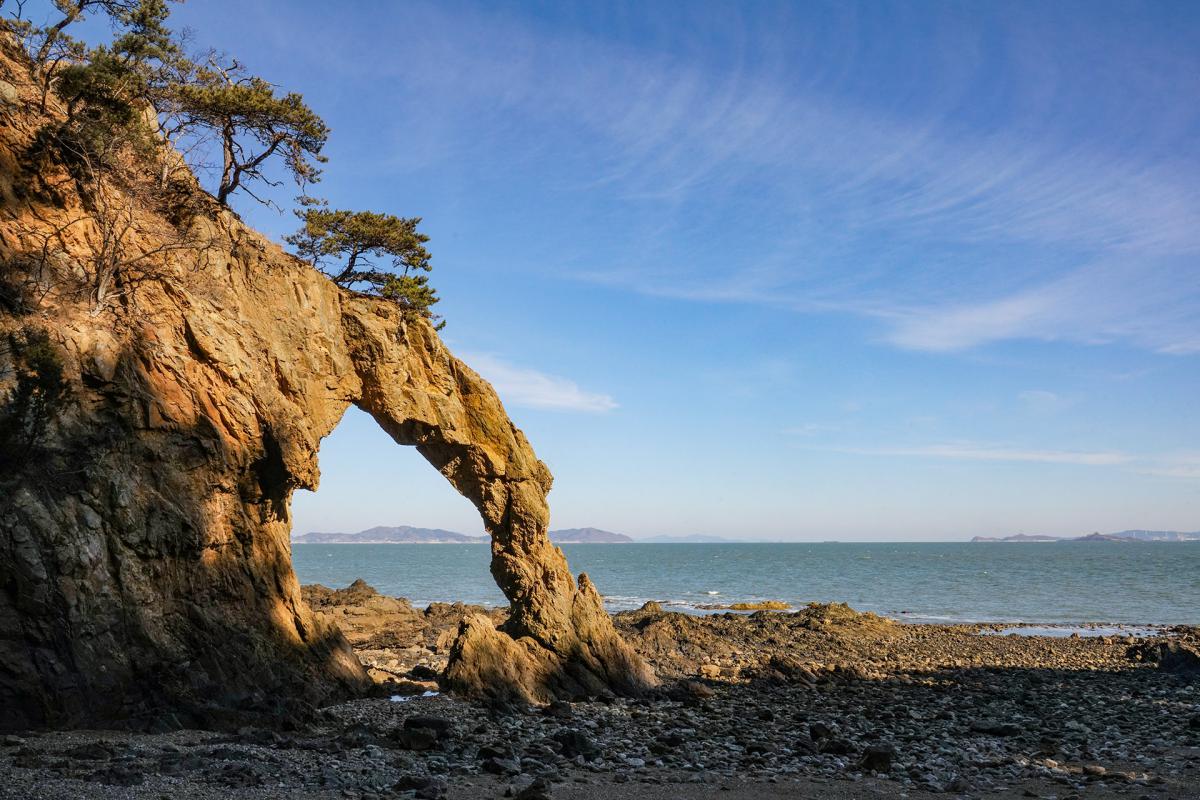Arche volcanique à Seungbongdo 승봉도