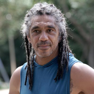 Franck Devallez en répétition en tournée à Busan (Corée du Sud)